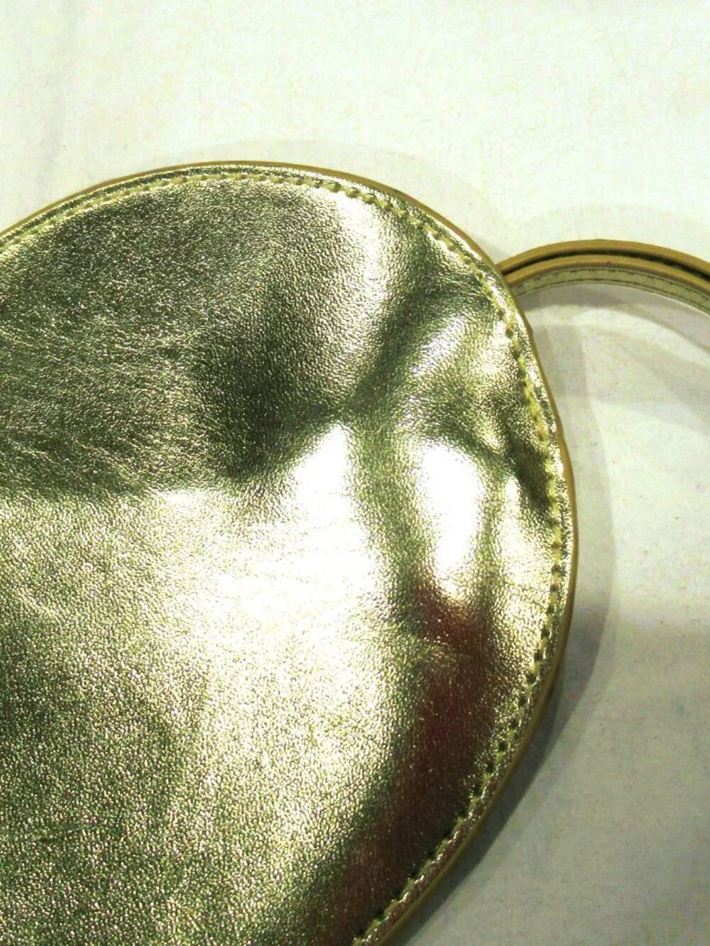 Ban.Do gold heart-shaped wristlet, pink interior